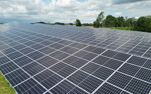 Größte Photovoltaik-Anlage des Landes Nordrhein-Westfalen/Erster landeseigener Solarpark geht in Betrieb - Foto: presseportal.de Größte Photovoltaik-Anlage des Landes Nordrhein-Westfalen/Erster landeseigener Solarpark geht in Betrieb - Foto: presseportal.de