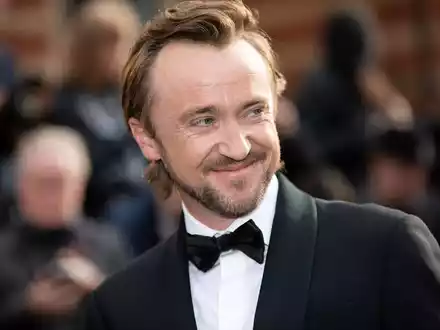 Berühmt wurde er als der blonde Erzrivale Draco Malfoy: Tom Felton kehrt ins Harry-Potter-Universum zurück. (Archivbild) - Foto: Vianney Le Caer/Invision via AP/dpa
