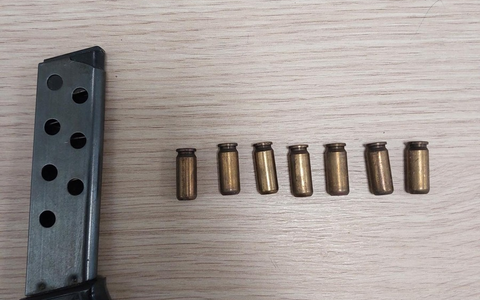 BPOL NRW: Schreckschusswaffe am Flughafen Köln/Bonn mitgeführt - Bundespolizei stellt Waffe sicher - Foto: presseportal.de