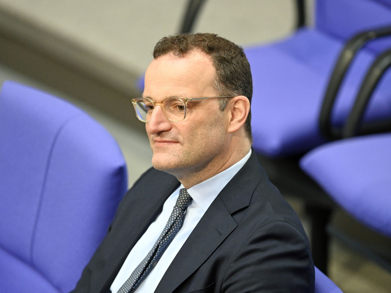 Jens Spahn muss sich um Mehrheiten für die Richterwahl kümmern.  - Foto: Malin Wunderlich/dpa