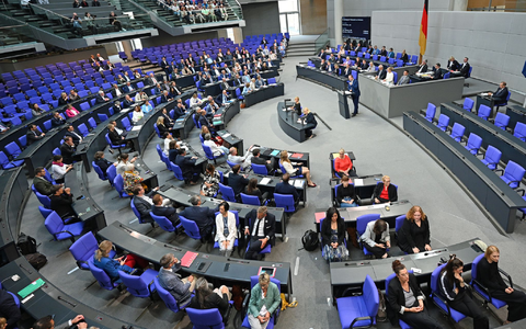 Spahn spricht von «schwerem Tag» für die Koalition. (Archivbild) - Foto: Niklas Treppner/dpa