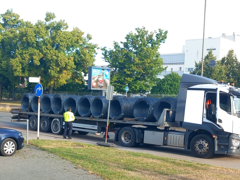 POL-MI: Schwerpunktkontrollen: Mann mit drei gefälschten Führerscheinen unterwegs - Foto: presseportal.de