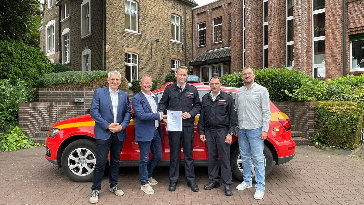 FW Hünxe: Marc Vinschen zum stellvertretenden Leiter der Feuerwehr Hünxe bestellt - Foto: presseportal.de