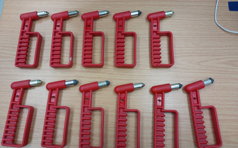 BPOLI L: Wofür braucht er denn die Hämmer? - Foto: presseportal.de