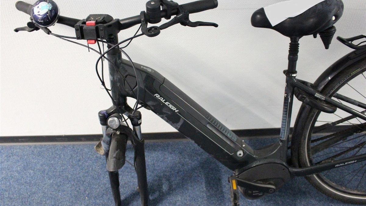POL-GE: Zwei Pedelecs sichergestellt - Wer ist Eigentümer? - Foto: presseportal.de