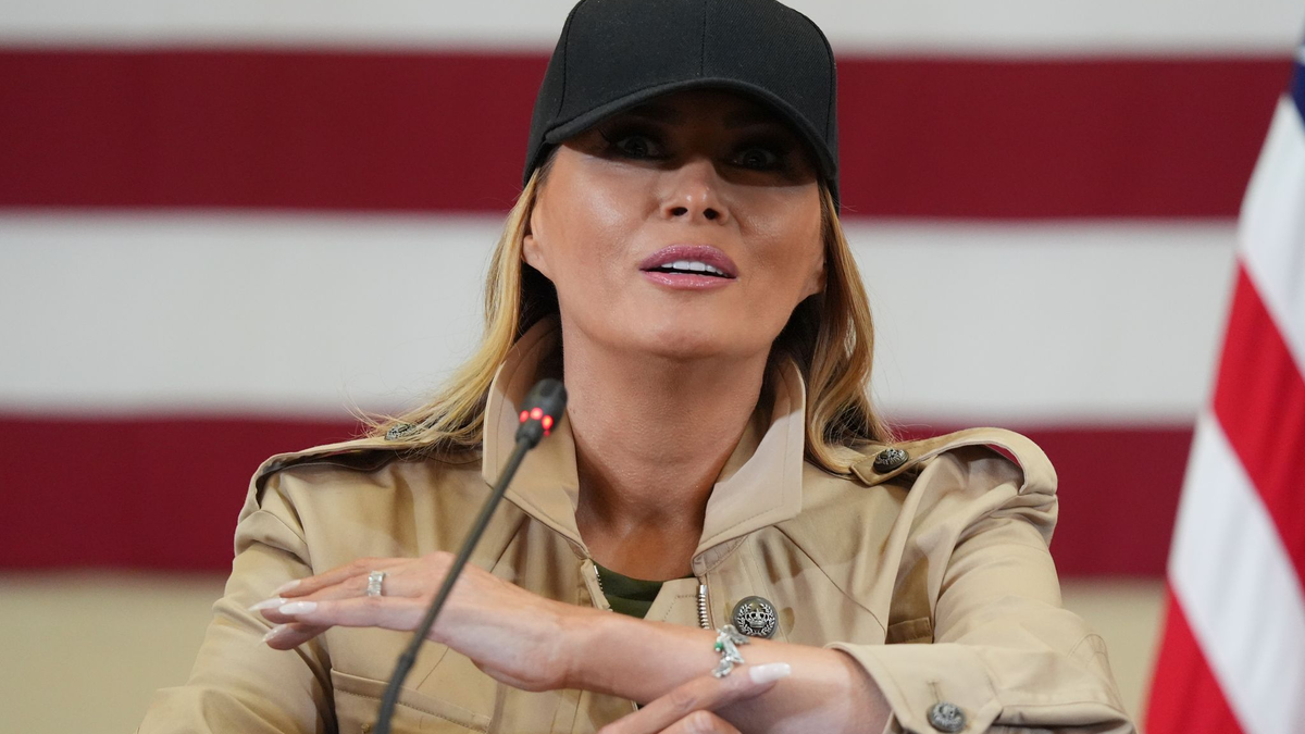 Sie versprach, wiederzukommen. - Foto: Jacquelyn Martin/AP/dpa