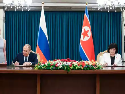 Schickt Nordkorea weitere Soldaten zur Unterstützung des russischen Kriegs gegen die Ukraine? - Foto: Uncredited/Russian Foreign Ministry Press Service/AP/dpa