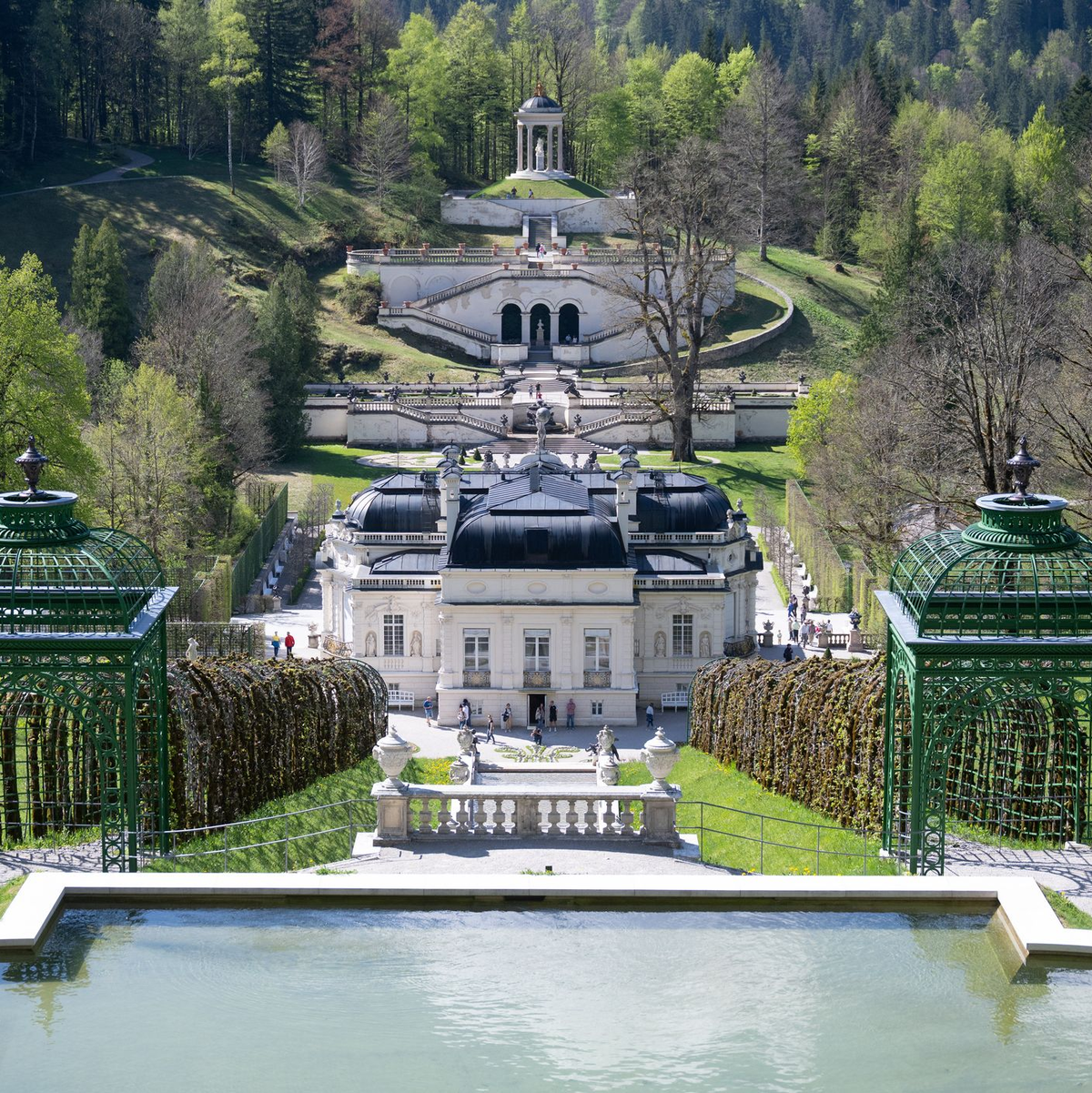 Die Anerkennung als Welterbe erhöht die Bekanntheit der Königsschlösser, beinhaltet aber auch die Verpflichtung zu gutem Erhalt. (Archivbild) - Foto: Sven Hoppe/dpa