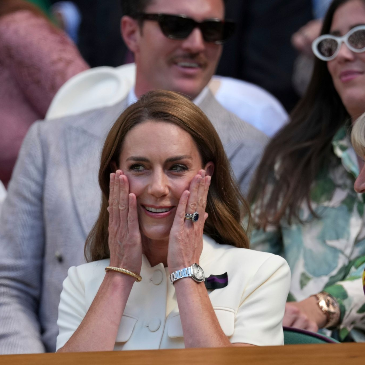 Was ist denn hier los? Auch Prinzessin Kate schaute ungläubig zu. - Foto: Dave Shopland/AP/dpa