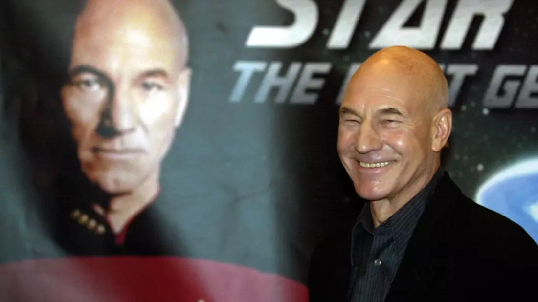 Der britische Schauspieler Patrick Stewart, bekannt als Captain Jean-Luc Picard vom Raumschiff Enterprise,. - Bild: Kay Nietfeld/dpa