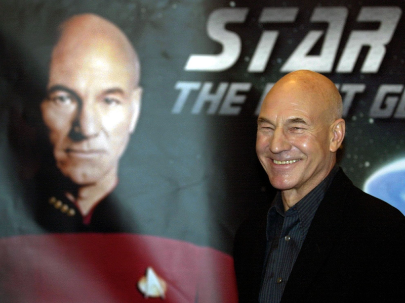Der britische Schauspieler Patrick Stewart, bekannt als Captain Jean-Luc Picard vom Raumschiff Enterprise,. - Foto: Kay Nietfeld/dpa