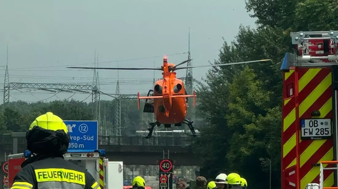 FW-OB: Schwerer Verkehrsunfall auf der A42 - Motorradfahrer verletzt - Bild: presseportal.de
