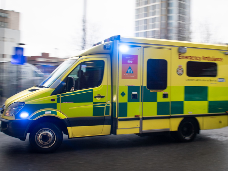 Nahe London ist ein Kleinflugzeug abgestürzt. (Symbolbild) - Foto: Dominic Lipinski/PA Wire/dpa