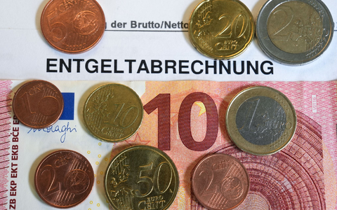 Mindestlohn für eine Stunde: 13,90 Euro ab 2026  - Foto: Marcus Brandt/dpa