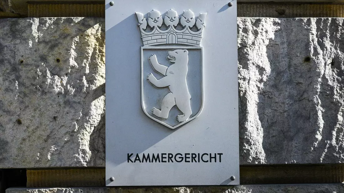 Vor dem Berliner Kammergericht beginnt der Prozess gegen einen mutmaßlichen IS-Anhänger. (Symbolbild)  - Bild: Jens Kalaene/dpa