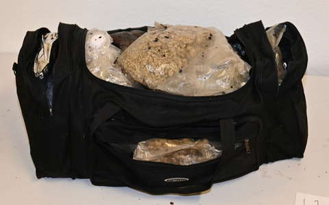 POL-STD: Drogenfund an der Aue in Horneburg in 2024 - Polizei sucht Hinweise und Zeugen - Foto: presseportal.de POL-STD: Drogenfund an der Aue in Horneburg in 2024 - Polizei sucht Hinweise und Zeugen - Foto: presseportal.de