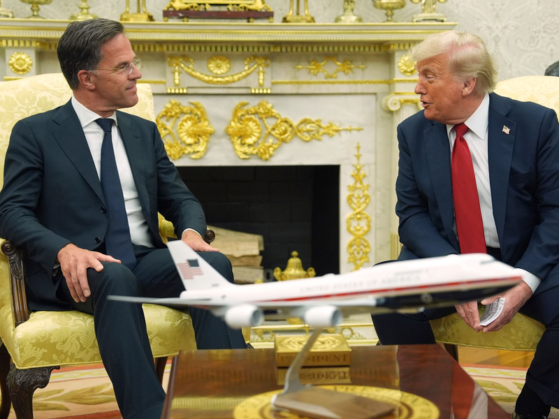 Bisher sind nur Fragmente über den Deal bekannt. (Archivbild) - Foto: Evan Vucci/AP/dpa