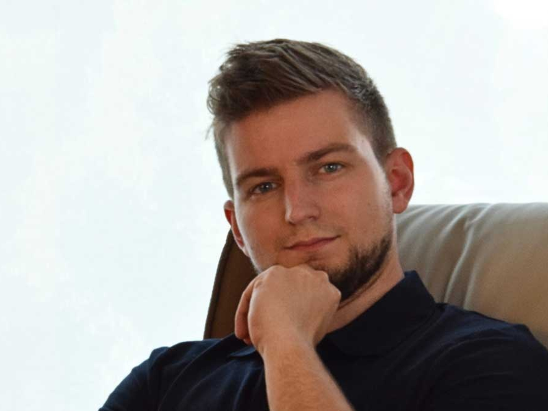 Netzabschaltung bei PV-Anlagen: Daniel Pölzlbauer von der EPP GmbH erklärt, wie sich die neuen Vorschriften auf Privathaushalte auswirken - Foto: presseportal.de