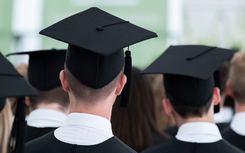 Die höchste Bachelorabschlussquote gibt es nach acht Semestern bei den Rechts-, Wirtschafts- und Sozialwissenschaften, die niedrigste bei den Geisteswissenschaften. (Archivbild) - Foto: Silas Stein/dpa