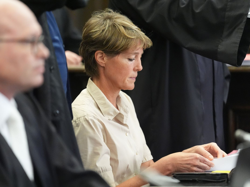 Blocks Ex-Ehemann Stephan Hensel schilderte vor Gericht die Silvesternacht 2023/24. - Foto: Marcus Brandt/dpa-POOL/dpa