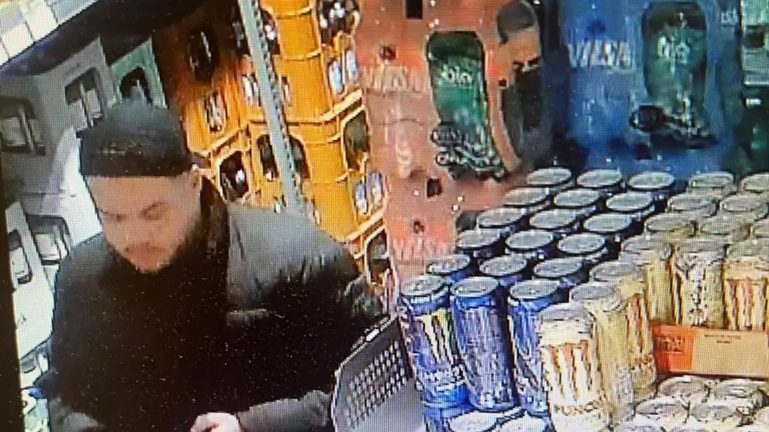 POL-KI: 250715.2 Schwentinental: Öffentlichkeitsfahndung nach gefährlicher Körperverletzung (Folgemeldung zu 231219.1) - Bild: presseportal.de