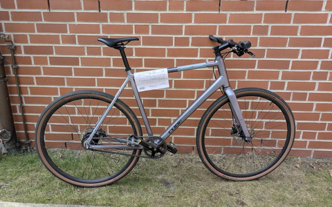 POL-STD: Polizei Buxtehude stellt fast neues Fahrrad sicher und sucht rechtmäßigen Eigentümer - Foto: presseportal.de POL-STD: Polizei Buxtehude stellt fast neues Fahrrad sicher und sucht rechtmäßigen Eigentümer - Foto: presseportal.de