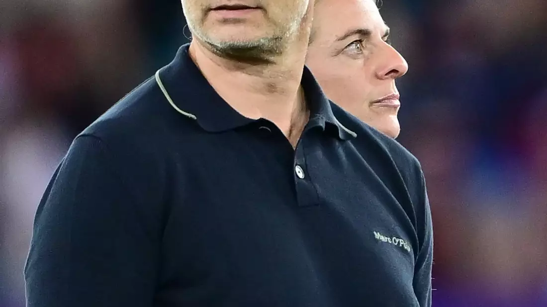 Genießt das Vertrauen von Sportdirektorin Nia Künzer (r): Bundestrainer Christian Wück. (Archivbild)  - Bild: Sebastian Christoph Gollnow/dpa