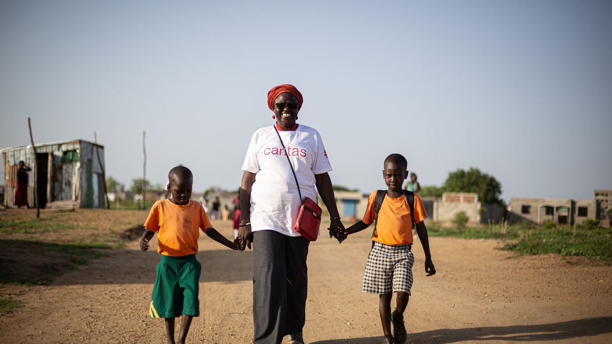 Caritas international: Menschen in Not mit 105 Millionen Euro geholfen / Jahresbericht: Weltweit mehr als neun Millionen Hilfsbedürftige unterstützt - Kritik an Kürzung staatlicher Hilfsbudgets - Foto: presseportal.de