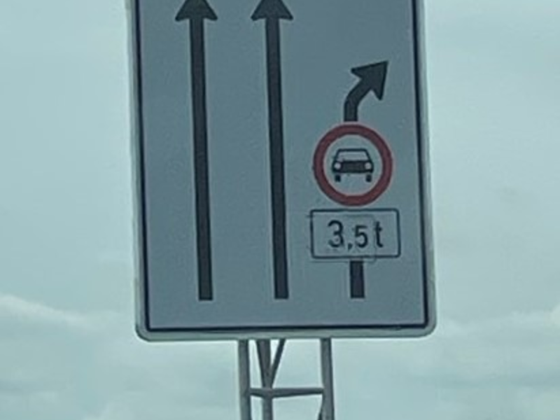 POL-VDMZ: Polizei kontrolliert Einhaltung der Durchfahrtsbeschränkung an der A643 AS Mombach- 24 Verstöße festgestellt - Foto: presseportal.de