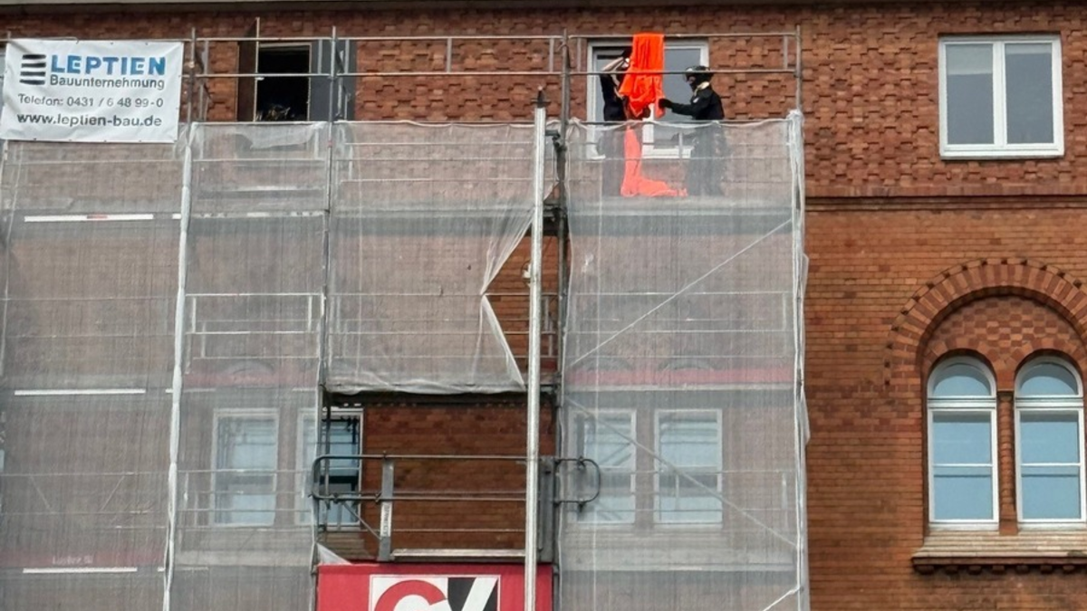 POL-KI: 250715.3 Kiel: Protestaktion am Landtag beendet - Foto: presseportal.de
