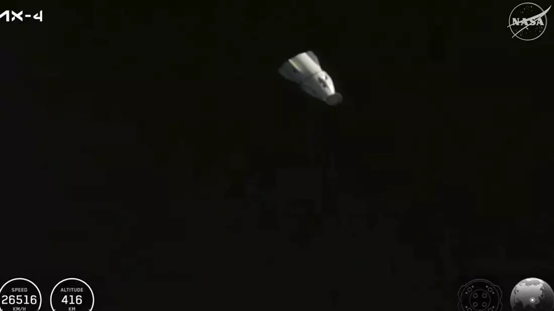 Die SpaceX-Kapsel beim Abdocken von der Internationalen Raumstation ISS - Bild: Uncredited/NASA and Axiom Space via AP/dpa
