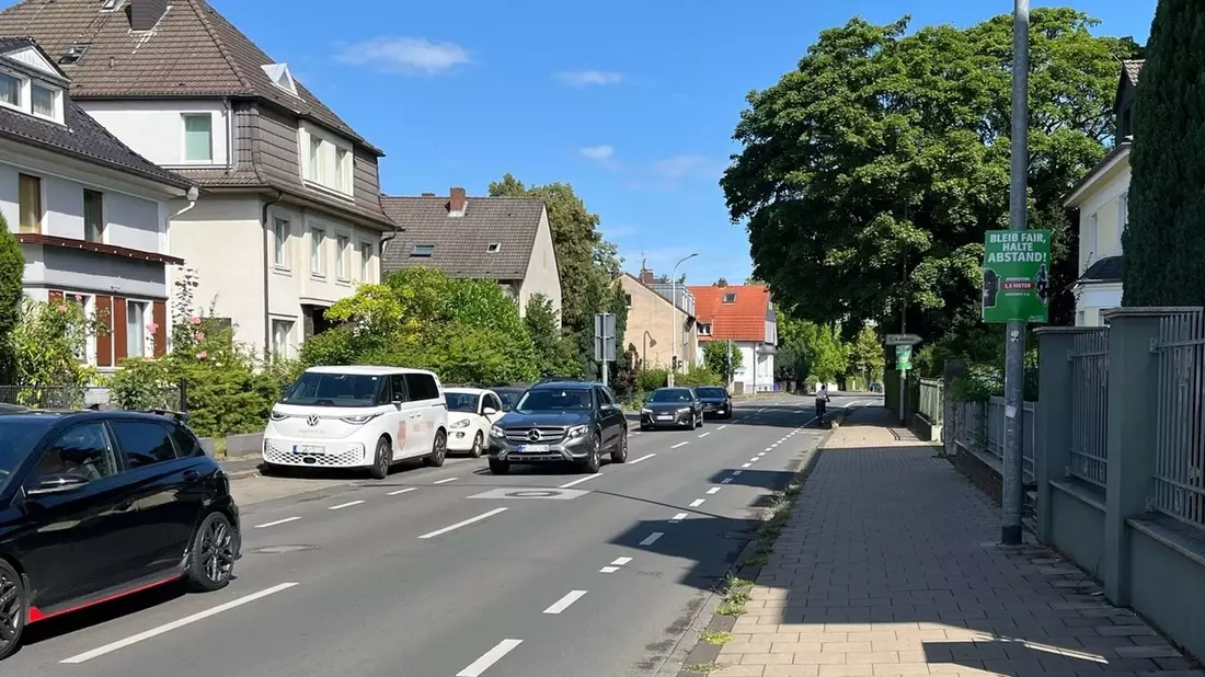 POL-ME: Sicherheit mit Seitenabstand - Polizei kontrollierte überholende Autofahrer - 2507073 - Bild: presseportal.de