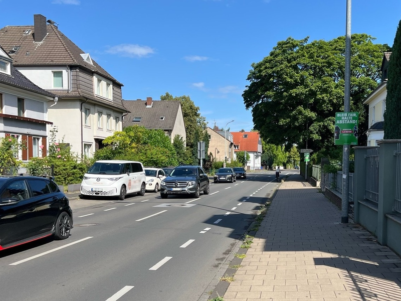 POL-ME: Sicherheit mit Seitenabstand - Polizei kontrollierte überholende Autofahrer - 2507073 - Foto: presseportal.de