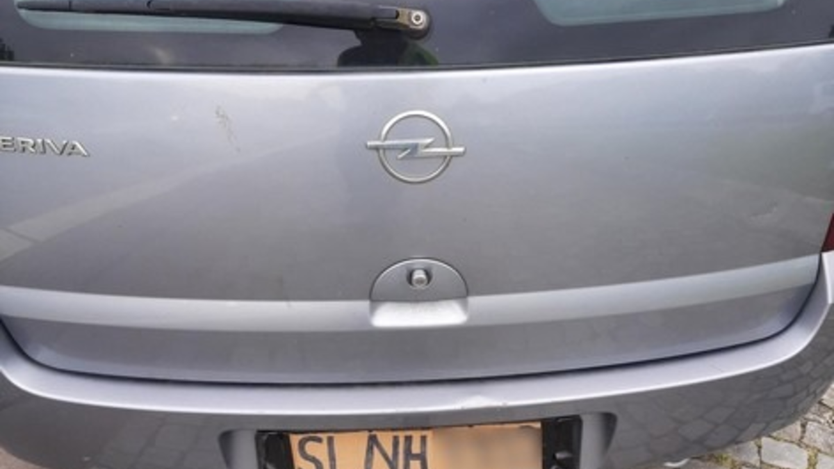 BPOL-FL: FL - Selbstgemaltes Kennzeichen überführt Autofahrerin - Foto: presseportal.de