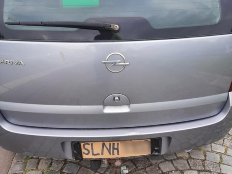 BPOL-FL: FL - Selbstgemaltes Kennzeichen überführt Autofahrerin - Foto: presseportal.de