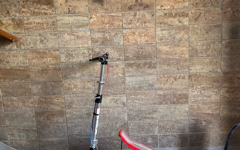 POL-SO: Randalierer lassen auffälligen Roller zurück - Foto: presseportal.de