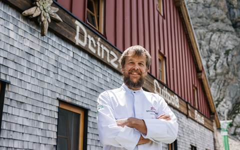 Das Allgäu hat einen neuen BIOSpitzenkoch: Nachhaltiger Genuss auf 1.846 Metern: Christoph Erd bringt 100 % Bio auf die Berghütte - Foto: presseportal.de