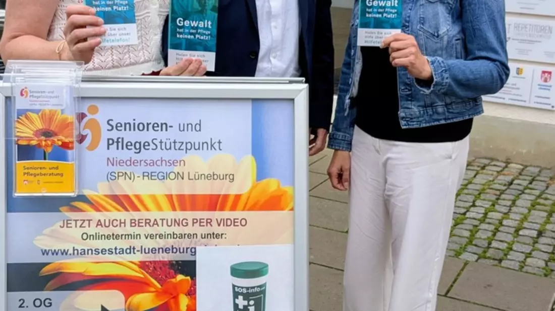 POL-LG: ++ Hilfetelefon & Infomaterial -> Gewalt in der Pflege - Hilfetelefon für niedrigschwellige und vertrauliche Beratungsmöglichkeiten für u.a. Betroffene, Angehörige, Pflegepersonal und Täter .. - Bild: presseportal.de