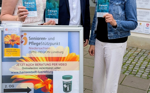 POL-LG: ++ Hilfetelefon & Infomaterial -> Gewalt in der Pflege - Hilfetelefon für niedrigschwellige und vertrauliche Beratungsmöglichkeiten für u.a. Betroffene, Angehörige, Pflegepersonal und Täter .. - Foto: presseportal.de