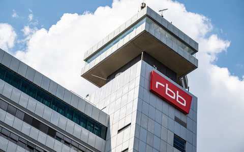 Der RBB sah sich mit Vorwürfen der Verschwendung und der Vetternwirtschaft konfrontiert. (Archivbild) - Foto: Fabian Sommer/dpa