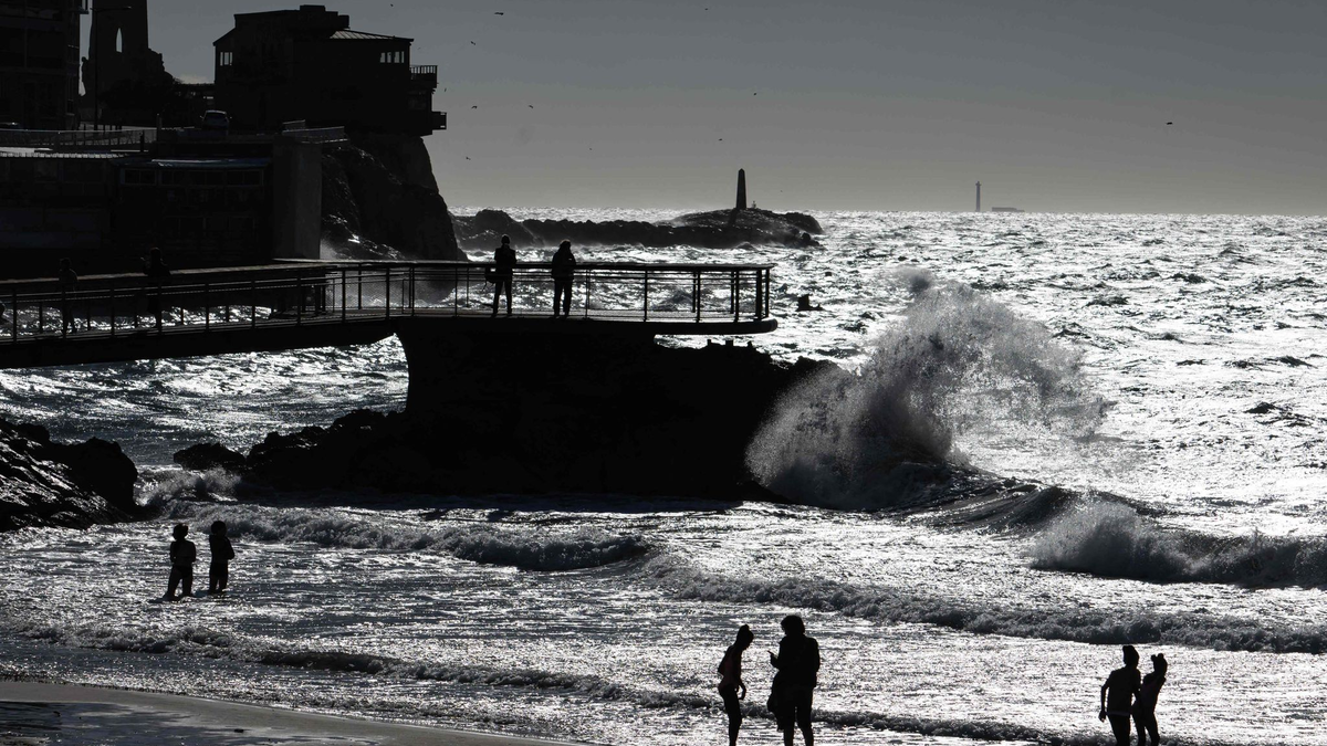 Ein von der Flut überraschter Deutscher ist in Nordfrankreich ertrunken (Archivbild). - Foto: Miguel Medina/AFP/dpa