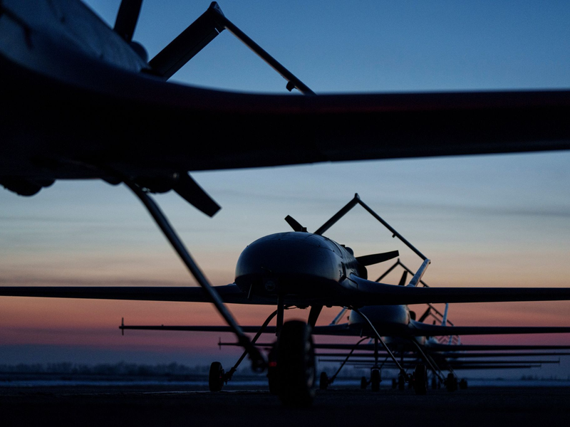 In ihrem Abwehrkampf gegen eine russische Invasion greift die Ukraine mit Drohnen auch Ziele im russischen Hinterland an. (Archivbild) - Foto: Evgeniy Maloletka/AP/dpa