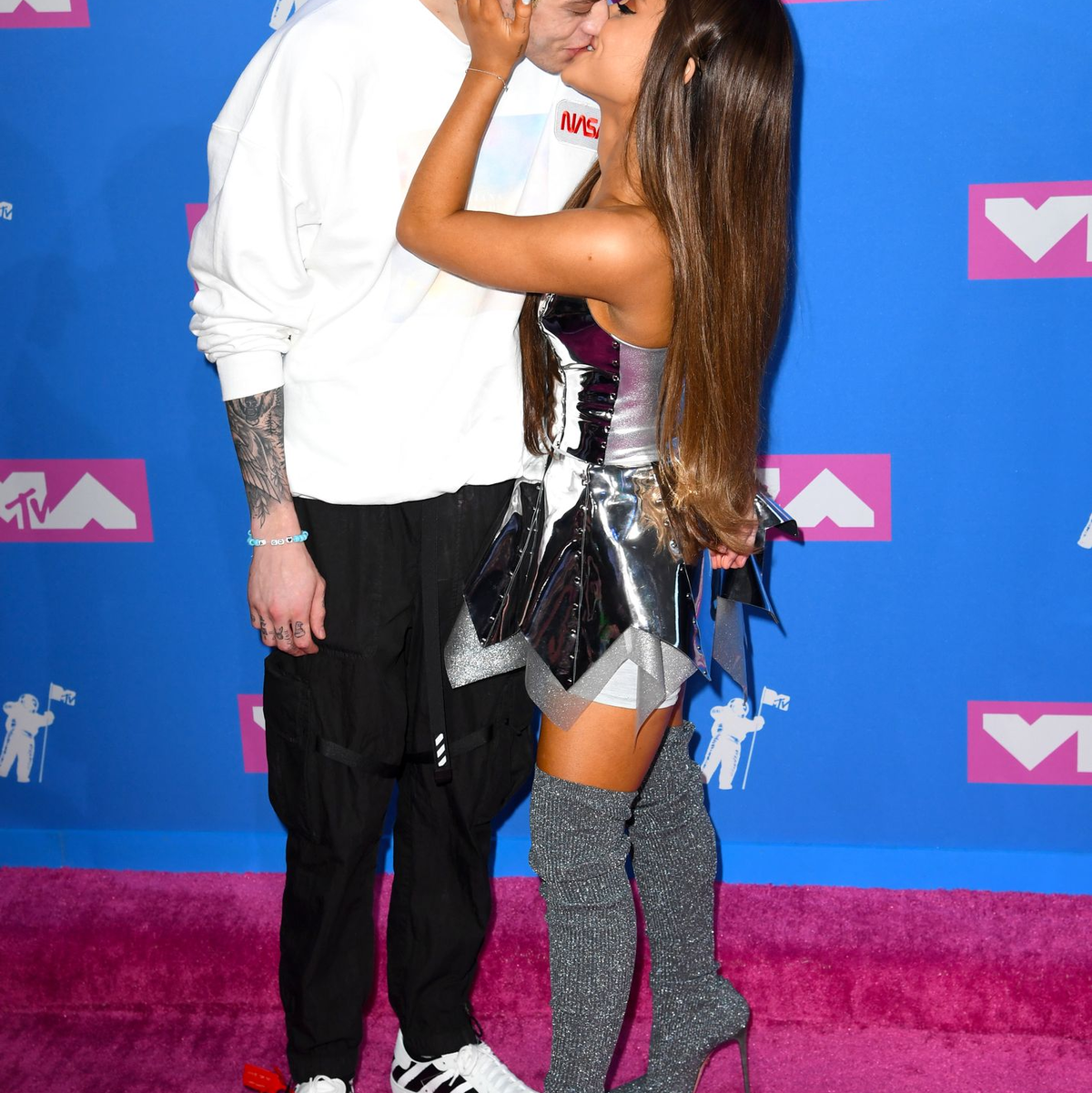 Zeitweise war Pete Davidson mit Ariana Grande verlobt. (Archivbild)  - Foto: Pa/PA Wire/dpa