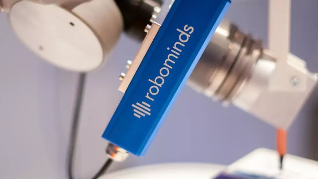Automatica 2025: robominds zieht positive Bilanz / Hohe Nachfrage nach praxistauglichen KI-Lösungen - Bild: presseportal.de