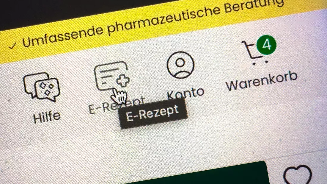 Medikamente kann man auch im Internet bestellen. (Symbolbild) - Bild: Peter Kneffel/dpa