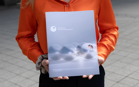 Wertgarantie Group für den Deutschen Nachhaltigkeitspreis nominiert / Die Auszeichnung würdigt herausragende Leistungen in der nachhaltigen Unternehmensführung - Foto: presseportal.de Wertgarantie Group für den Deutschen Nachhaltigkeitspreis nominiert / Die Auszeichnung würdigt herausragende Leistungen in der nachhaltigen Unternehmensführung - Foto: presseportal.de