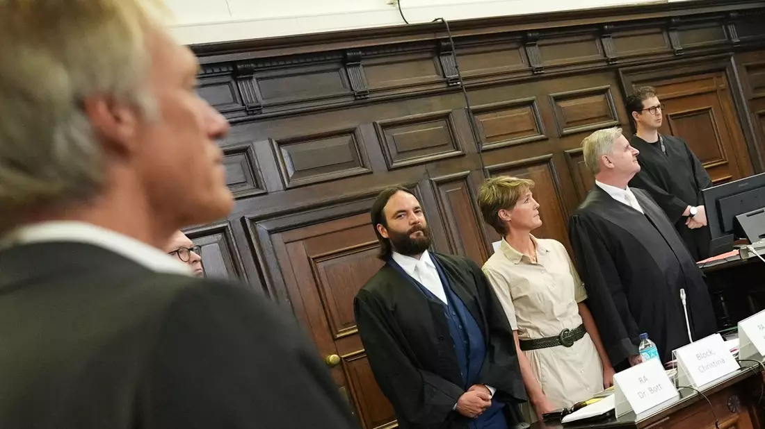 Richterin Isabel Hildebrandt ist Vorsitzende der Strafkammer. - Bild: Marcus Brandt/Pool dpa/dpa