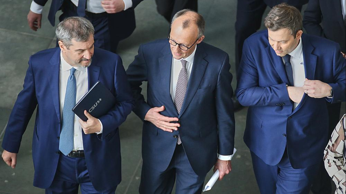 Söder, Merz, Klingbeil (Archiv) - Foto: über dts Nachrichtenagentur