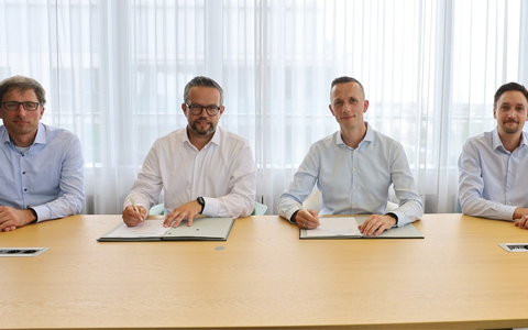 Startschuss für ersten netzdienlichen Speicher: Bayernwerk Netz schließt Vertrag mit MaxSolar GmbH - Foto: presseportal.de Startschuss für ersten netzdienlichen Speicher: Bayernwerk Netz schließt Vertrag mit MaxSolar GmbH - Foto: presseportal.de