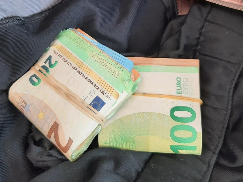 BPOL NRW: Gemeinsame Pressemitteilung: Bundespolizei, PP-Aachen, ZFA Essen + Städteregion Aachen - Verdacht der Hehlerei - Wert sichergestellter Gegenstände über 80.000,- Euro.... - Foto: presseportal.de